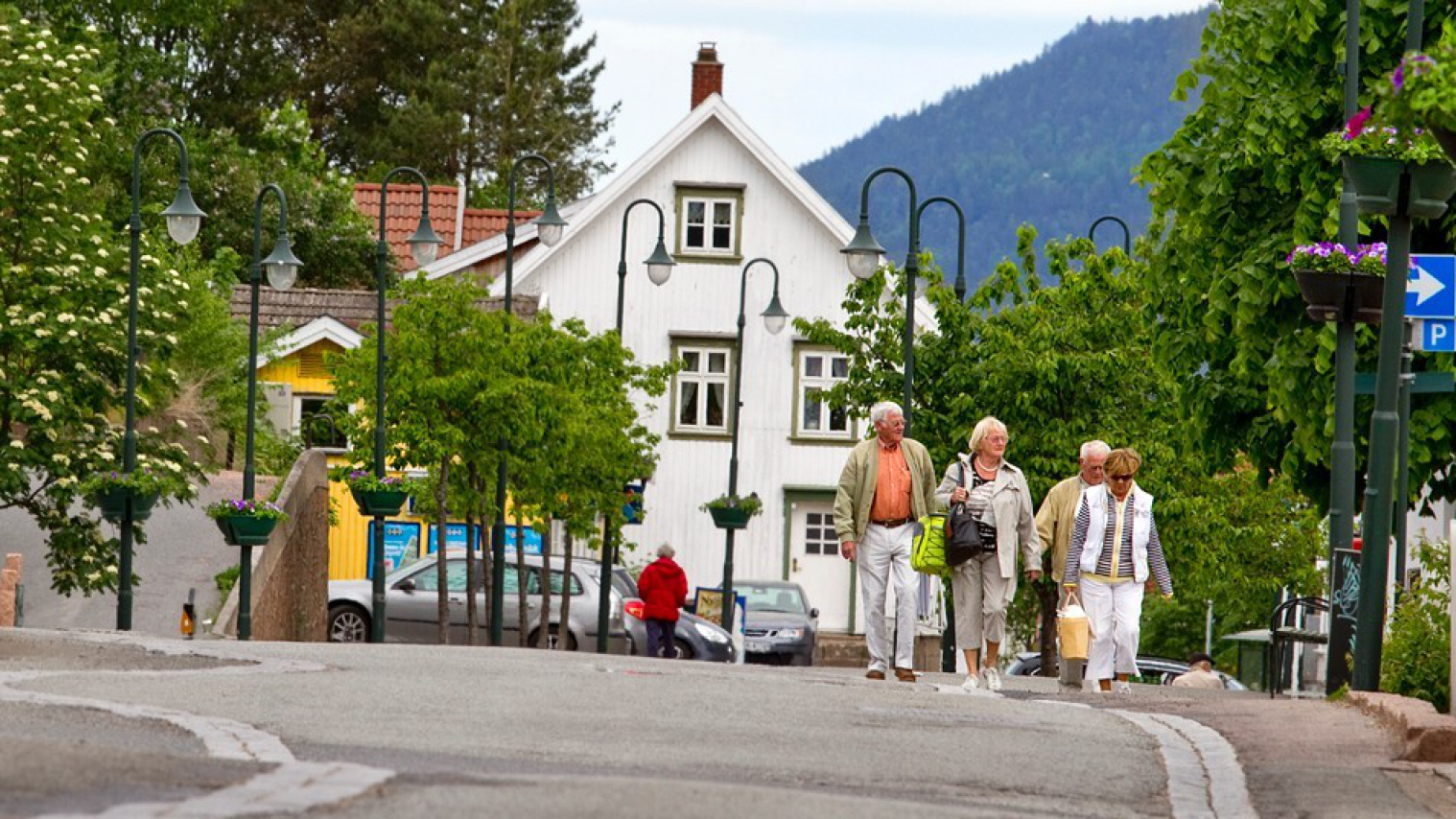 Hvite hus i Svelvik. Foto: Richard Halvorsen